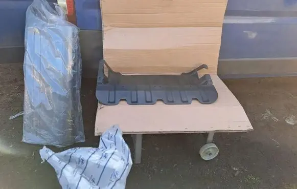Hyundai H-1, Starex, Satellite Engine splash shield/under tray 291204A001