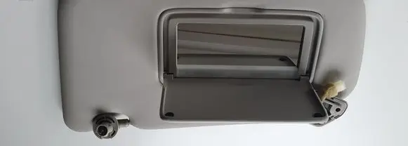 Nissan Pulsar Sun visor