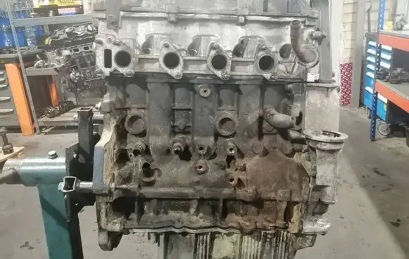 Hyundai Tucson JM Engine D4EA