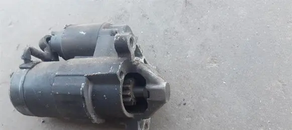 Renault Megane II Starter motor CS1273