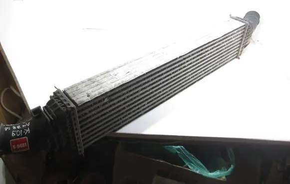 Audi A4 S4 B8 8K Intercooler radiator 8K0145805G L3122003