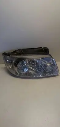Hyundai Matrix Headlight/headlamp 92102170