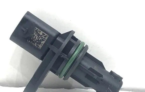 Jaguar E-Pace Camshaft position sensor 0261210400
