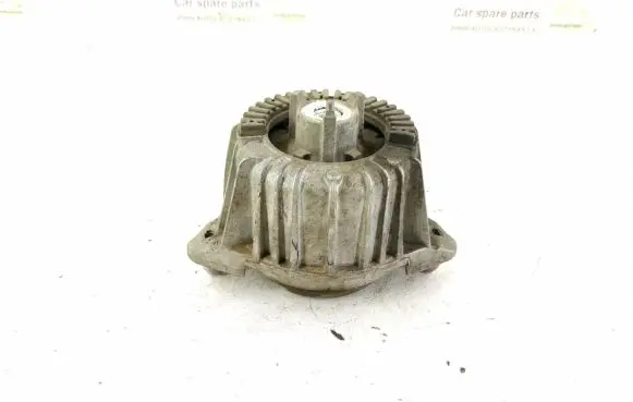 Mercedes-Benz E W212 Engine mount bracket DALISID2899 2042404717 2042400317