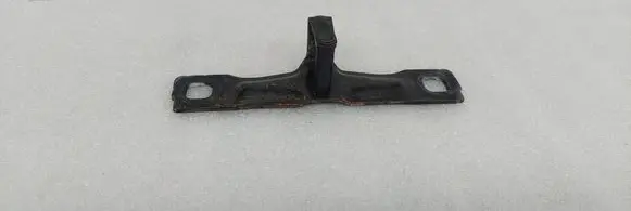 Audi Q3 F3 Loading door lock loop/hook striker 8V0827507H