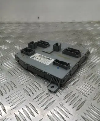 Mercedes-Benz C W205 Comfort/convenience module A2059006330 5DK01077278 A2059013904
