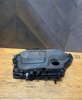 Opel Vivaro Engine cover (trim) 100710PS