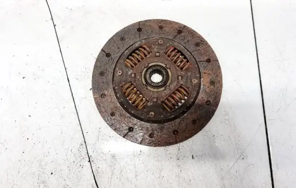 Hyundai Lantra II Clutch pressure plate 