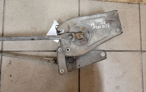 Peugeot Partner Front wiper linkage and motor 9644210780 470146