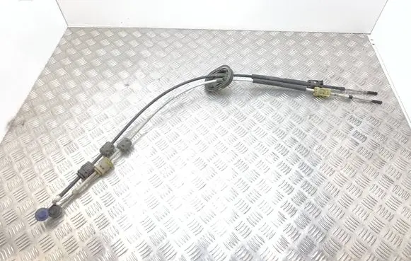 Opel Astra H Gear shift cable linkage 55576410