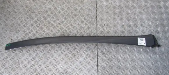Opel Zafira C Windshield trim