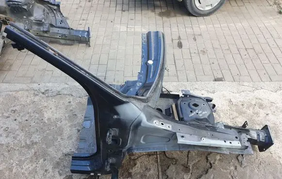 Volvo XC60 Front quarter panel 