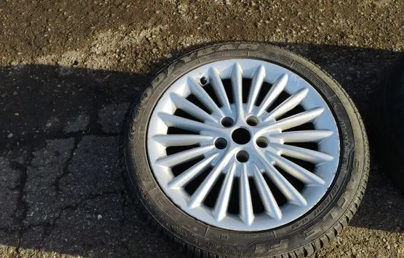 Alfa Romeo 147 R17 alloy rim 60690706