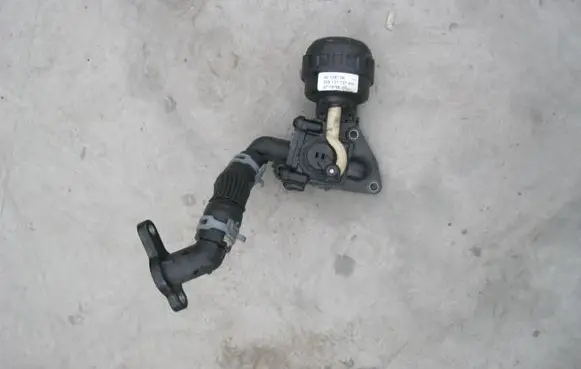 Audi A7 S7 4G Fuel tank valve 059121737AD