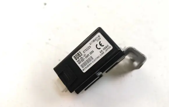 Mazda 3 II Other control units/modules X1T85671M