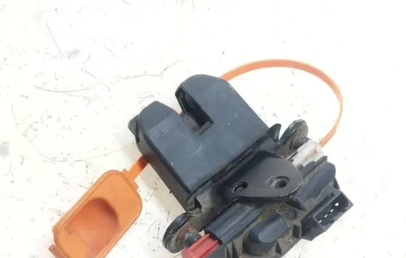 Skoda Roomster (5J) Tailgate/trunk/boot lock/catch/latch 5J8827501A 41308