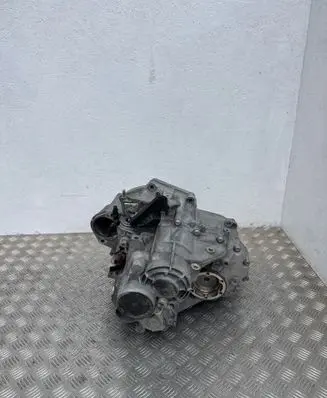 Volkswagen PASSAT B7 Manual 6 speed gearbox LNZ