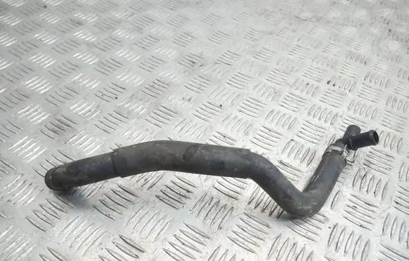 Subaru Forester SH Engine coolant pipe/hose