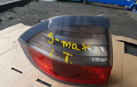 Ford S-MAX Rear/tail lights