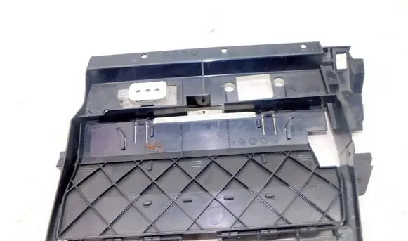 BMW 5 E39 Panel drawer/shelf pad 189446