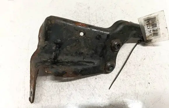 Dodge Grand Caravan Engine mounting bracket
