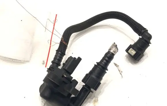 Peugeot 308 SW Fuel pressure sensor 