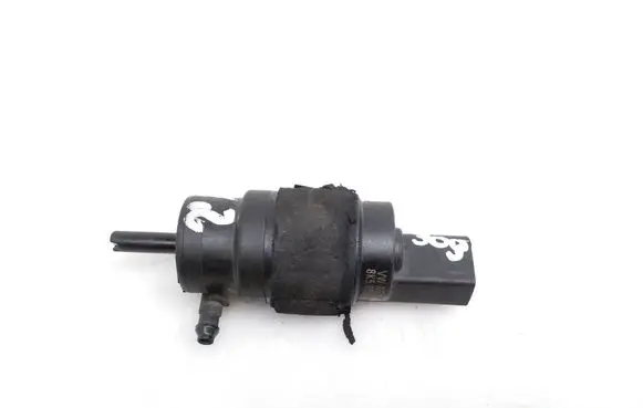 Audi A5 8T 8F Windscreen/windshield washer pump 8K5955647