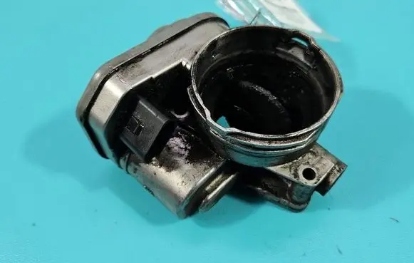 Volkswagen Touran I Throttle body valve 038128063L IMPRK1609232