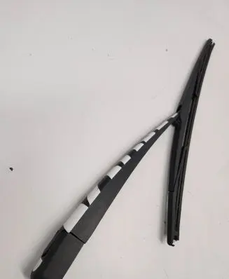 Peugeot 207 Rear wiper blade arm