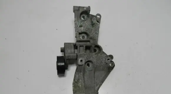 Renault Megane II Generator/alternator bracket 8200327134