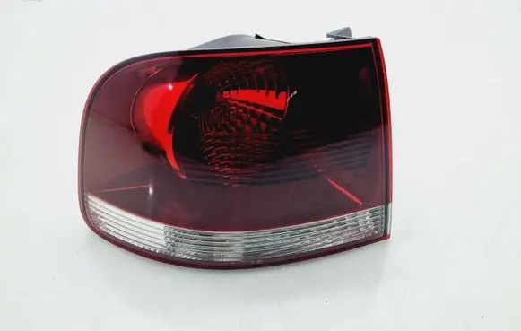 Volkswagen Touareg I Rear/tail lights 28259002
