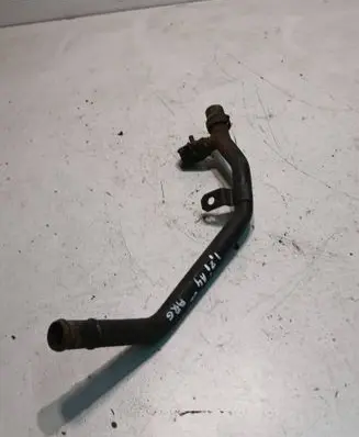 Audi A4 S4 B5 8D Engine coolant pipe/hose 058121065F