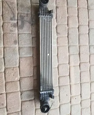 Mercedes-Benz E W211 Intercooler radiator