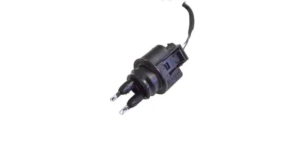 Audi TT TTS Mk2 Windshield washer fluid level sensor 7M0919378