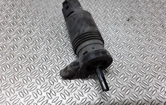 Chrysler Sebring (ST-22 - JR) Windscreen/windshield washer pump 05152076AB