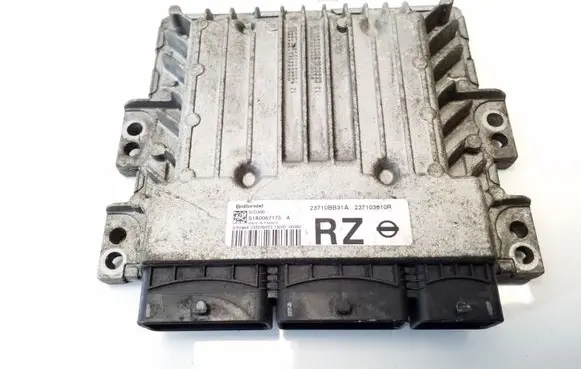 Nissan Qashqai Engine control unit/module 23710BB31A S180067175