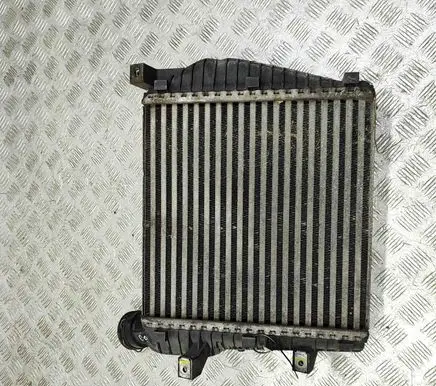 Porsche Cayenne (92A) Intercooler radiator 7L6145804A