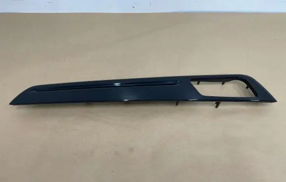 Porsche Cayenne (9Y0 9Y3) Front door trim bar 9Y0867102
