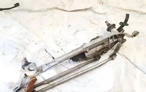 Honda FR-V Front wiper linkage and motor