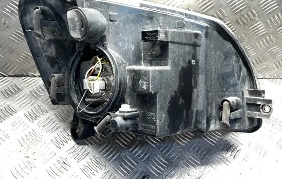 Peugeot Partner Headlight/headlamp VP3CLX13W030AA HDR9849