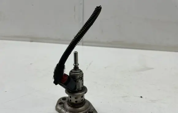 Opel Astra K AdBlue injector 55504439