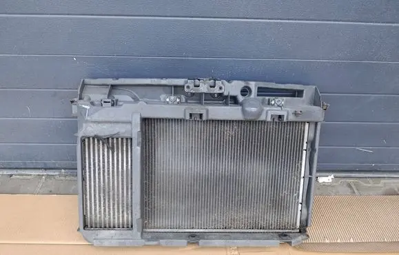 Peugeot 208 I Radiator set