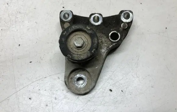Skoda Roomster (5J) Engine mount bracket 6R0199185B