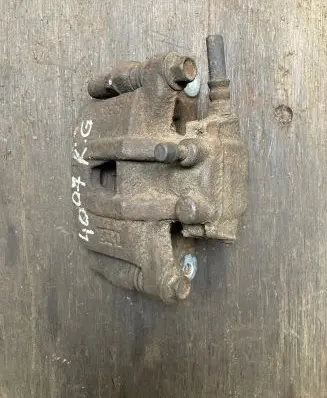 Rear brake caliper