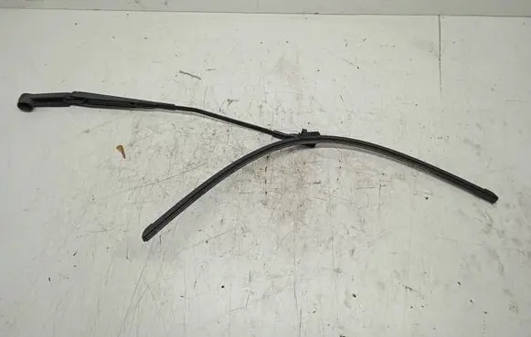 Citroen C4 I Picasso Front wiper blade arm 9684103580