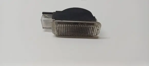 Volkswagen PASSAT B5.5 Other interior light 3B0947415B