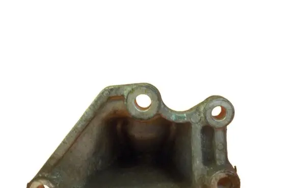 Mitsubishi Pajero Engine mounting bracket 1MB85