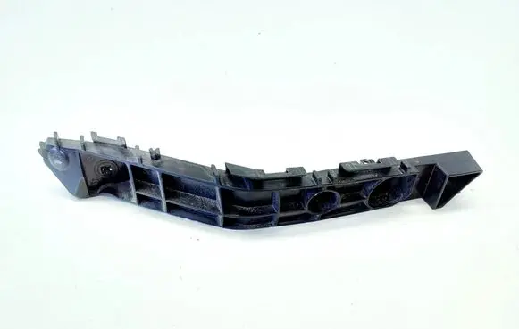 Toyota Yaris Cross Front bumper mounting bracket 625360D320