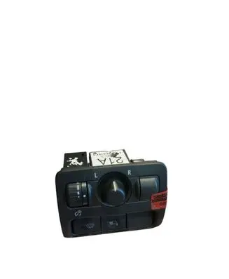 Subaru Legacy Wing mirror switch