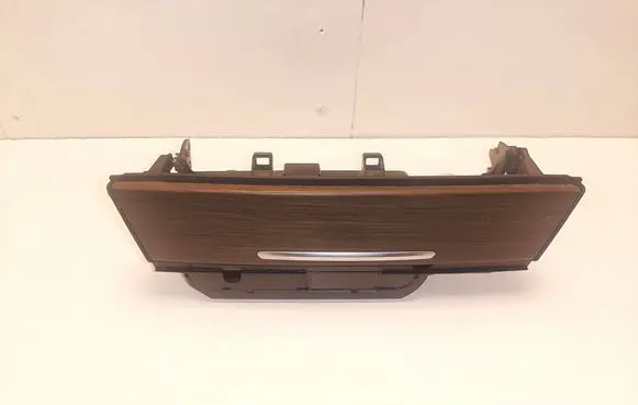 BMW 7 F01 F02 F03 F04 Car ashtray 9119317 22167210 9182502